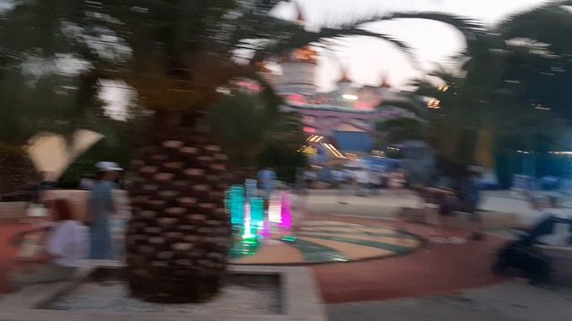 Вечерняя дискотека Сочи парк 2025