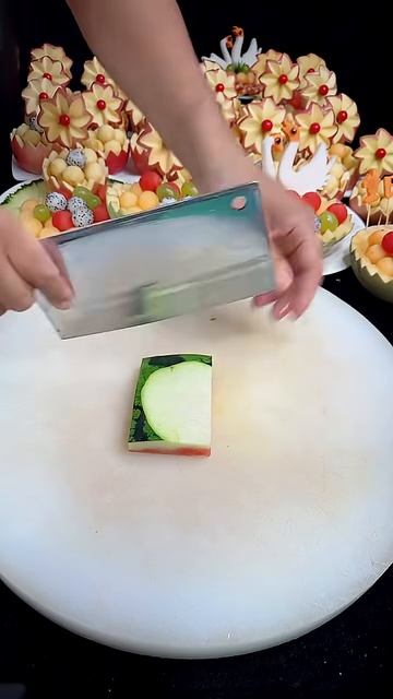 нереальный арбуз