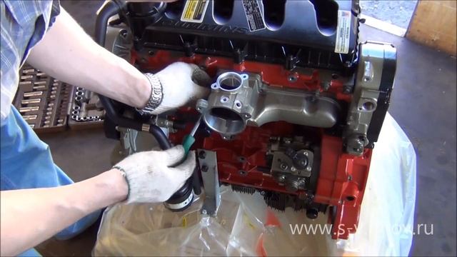 Впускной коллектор его крепление и демонтаж с двигателя Cummins ISF 2.8L ЕВРО4 5267617