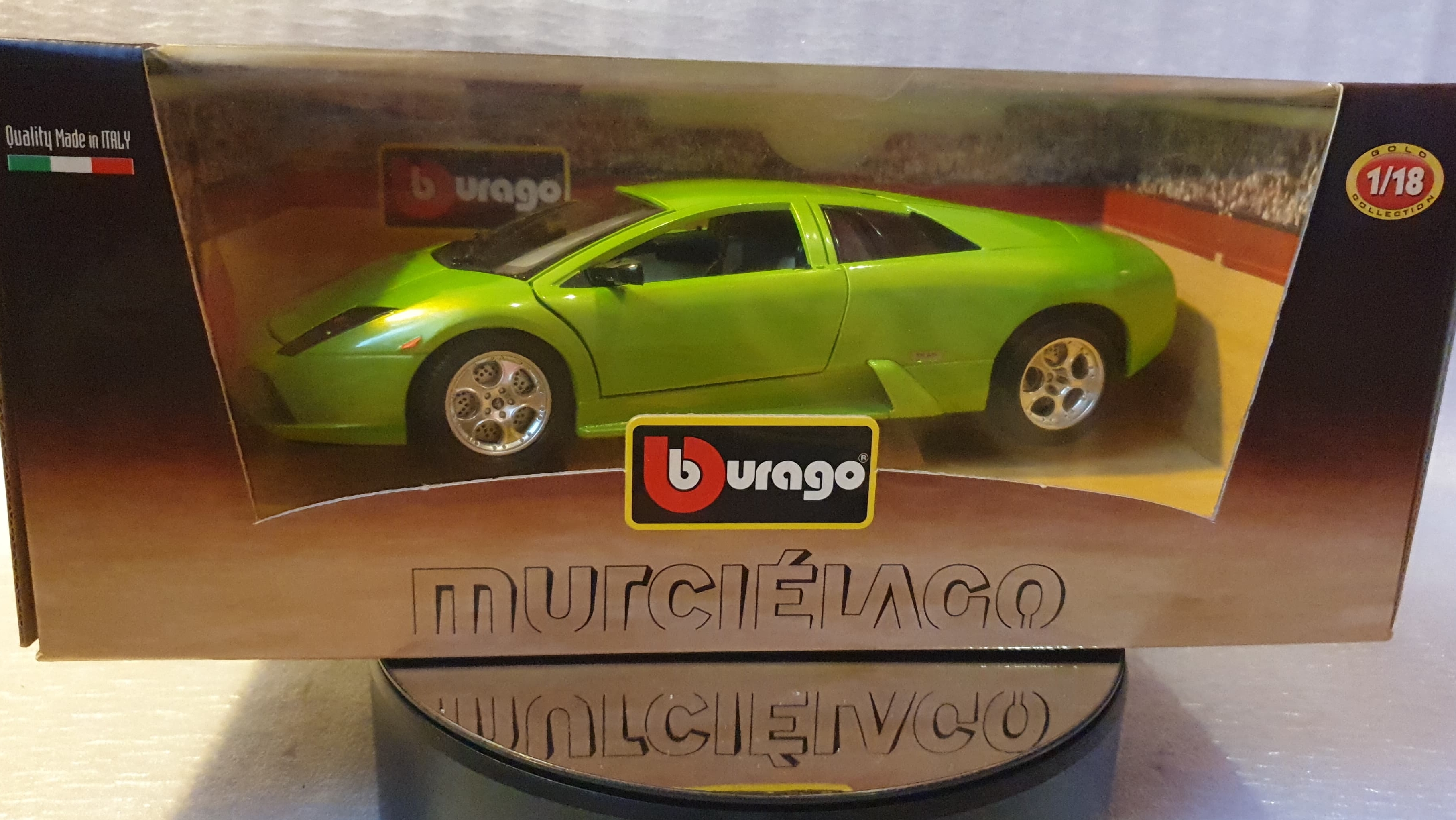 Lamborghini Murcielago 1/18 Bburago смотреть онлайн