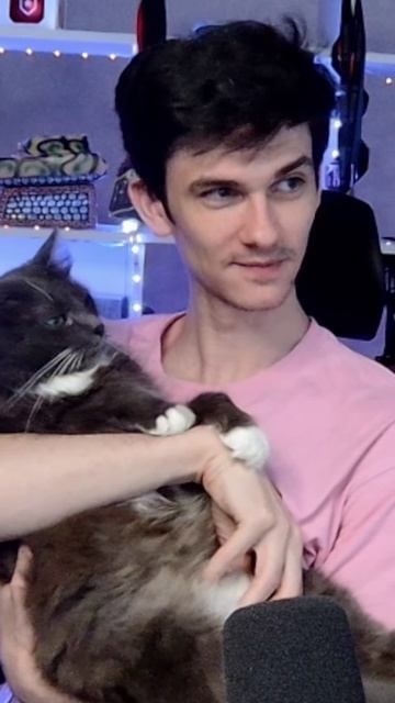 НИР ПОКАЗАЛ КОТА смотреть онлайн