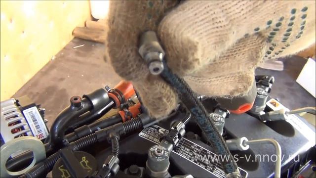 Топливопровод для слива топлива с насос-форсунок  Cummins ISF 2.8L  ЕВРО4 4992138