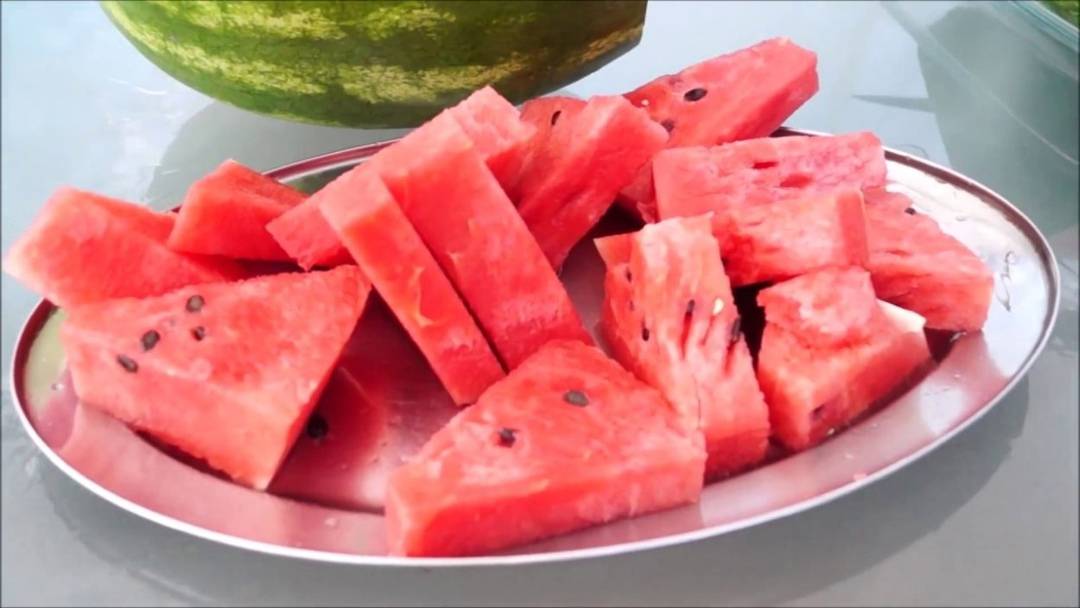 Как нарезать АРБУЗ. смотреть онлайн