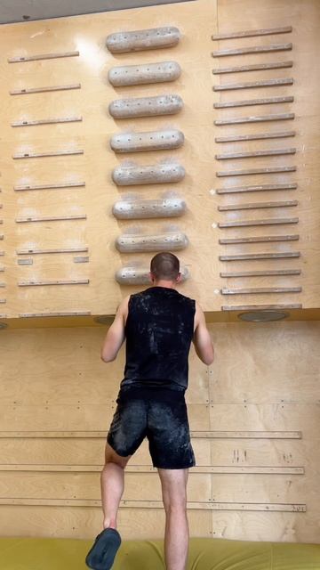 Сделал 18 перехватов - цель 45 😵