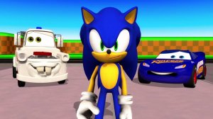 ТАЧКИ МОЛНИЯ МАККУИН VS ЁЖИК СОНИК! КТО САМЫЙ БЫСТРЫЙ?