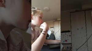 играю с братом