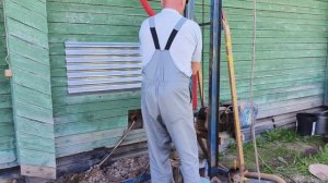 Бурим воду ,обед из печи ,клубничка на зиму.