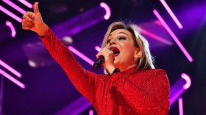 Татьяна Буланова о сравнениях с Надеждой Кадышевой, 100 концертах до конца года и популярности