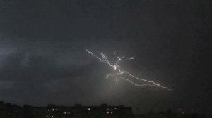 Молния в замедленном виде( фантазируйте на что похоже)