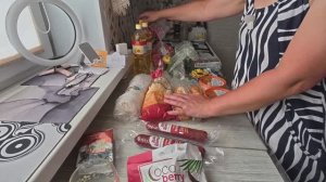 Вторглась на чужую территорию. ПОКУПКИ из магазина. Жизнь простых людей в деревне.