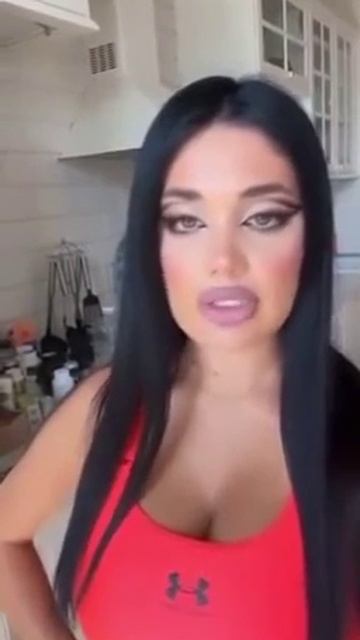 Красивая работяга