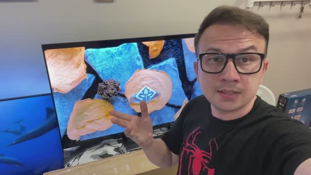 🇨🇳 Зачем они его сделали? 🤷 Обзор Телевизора Hisense ULED/QLED Mini-LED 55E8Q на VidaaTV 2025 📺 смотреть онлайн