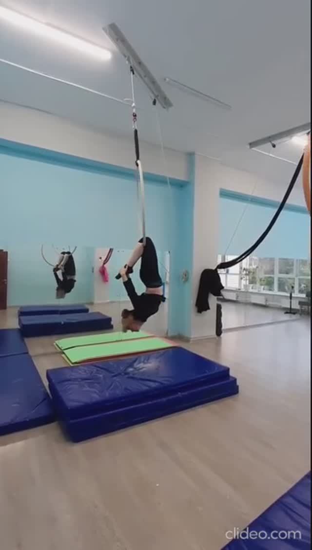 Я и колечко - это любовь с первого занятия (из серии ПУСТЯК!.. МНЕ 47 ВСЕГО!..)