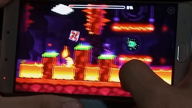 Geometry Dash смотреть онлайн