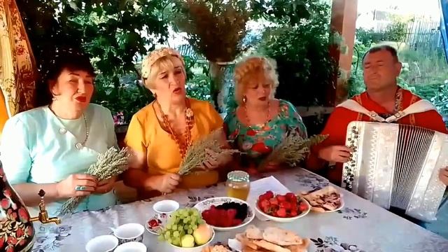 Вокальное трио Полынь-трава(баян) смотреть онлайн