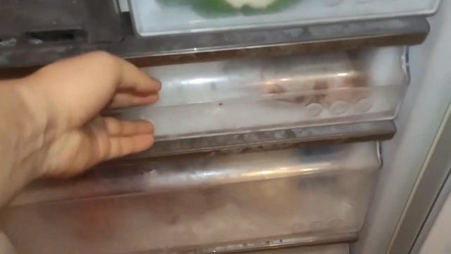 Почему холодильник пищит при закрытой двери? Причины и ремонт смотреть онлайн