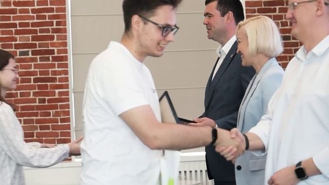 Cтудент Института компьютерных наук Виктор Кистерёв о победе V регионального IT Хакатона смотреть онлайн