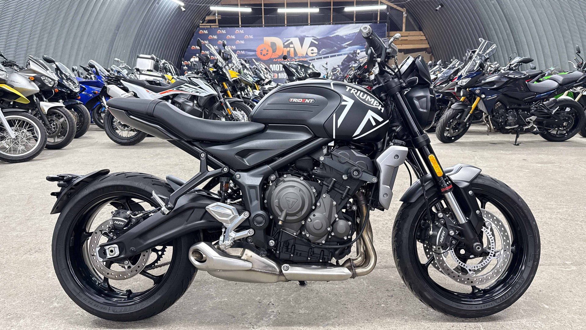 Обзор Triumph Trident 660 |В НАЛИЧИИ| смотреть онлайн