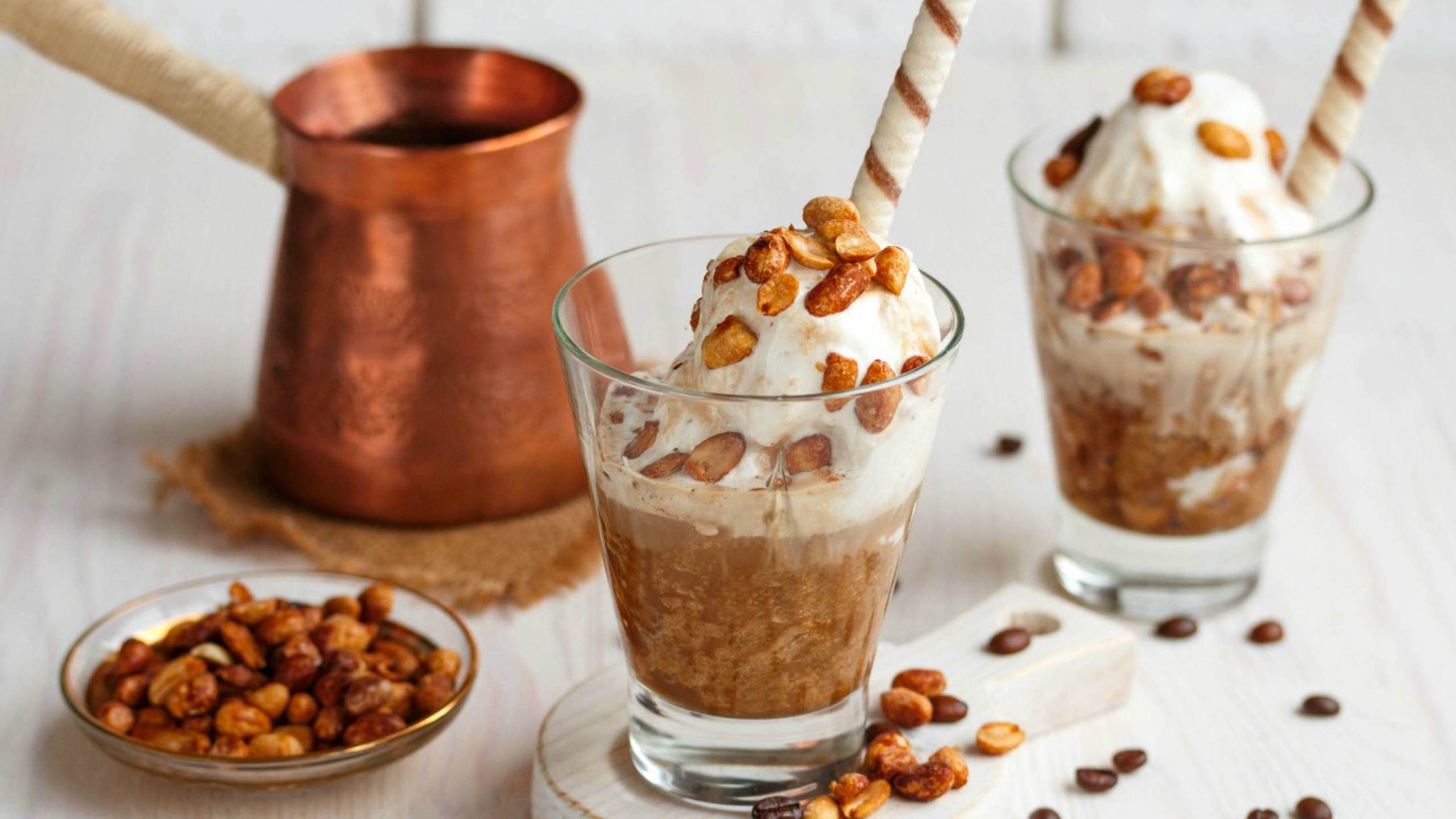 Итальянский кофейный десерт в бокалах. 10 минут и Аффогато готов! смотреть онлайн