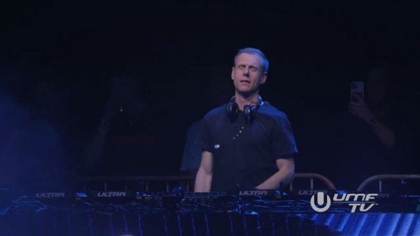 ARMIN VAN BUUREN LIVE AT ULTRA MIAMI 2025 ASOT WORLDWIDE STAGE