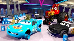 ТАЧКИ МОЛНИЯ МАККУИН ПРЕВРАТИЛСЯ В ТРАКТОРА ЧТОБЫ ПОБЕДИТЬ ДЖЕКСОНА ШТОРМА!