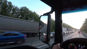 702 Другая машина... европеец