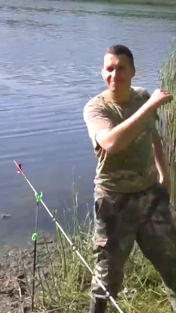 КО ДНЮ РЫБАКА! Всем рыбакам посвящается! П. Салаш - На рыбалке, как и в жизни.#праздник #рыбалка смотреть онлайн