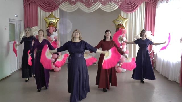 Танец с веерами. 2023 г