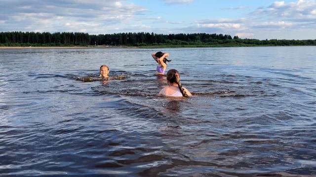 14-07-2025. Ходили купаться на речку смотреть онлайн