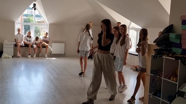 Ника на уроке актёрского мастерства в Fashion kids models! смотреть онлайн