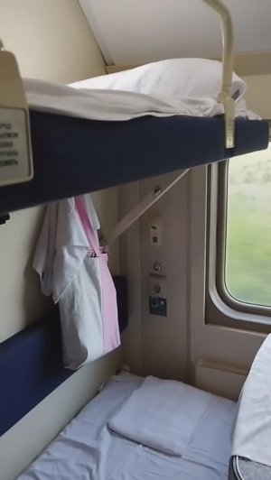 Видеообзор купе поезда 035/036 Северная Пальмира Санкт-Петербург - Адлер 2025, двухэтажный поезд