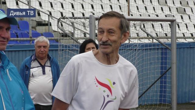 Тихвинцы присоединились к факельной эстафете «Бег гармонии» смотреть онлайн