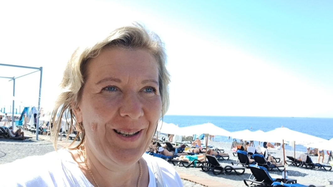 Адлер 10.07.2025г/Лучший пляж/Купили сувениры/На ужин из Чили