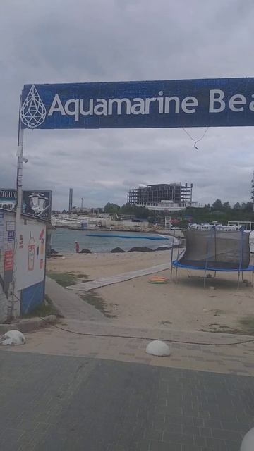 Чернобанап Людмила Павловна из Кемерово приехала купаться на пляж в Севастополе 28.08.2024 года. смотреть онлайн