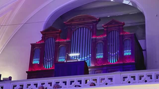 Кафедральный собор святых Петра и Павла смотреть онлайн