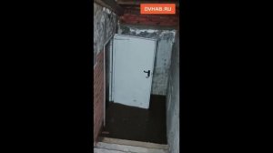 Живет своей жизнью: засыпанный провал на Крещенской «пошел» к соседям