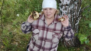 Жизнь в деревне 🏡 // в лес за ГРУЗДЯМИ//лес нас порадовал 👍//