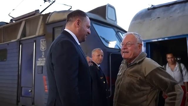 В Киев прибыл спецпредставитель Белого дома Кит Келлог смотреть онлайн