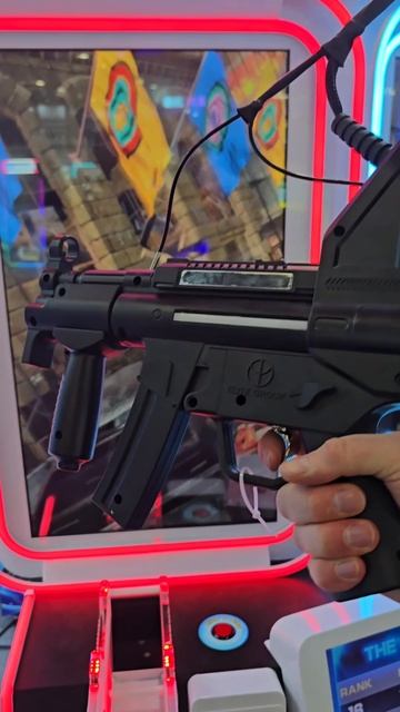 Аттракцион виртуальной реальности стрельбы VR на 2 пулемета смотреть онлайн