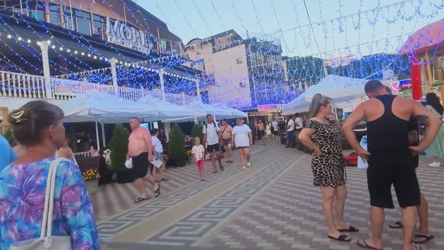 Вкусный обед в "Алеко"/разочаровалась в тунике🤷♀️ идём на Набережную 💃 смотреть онлайн