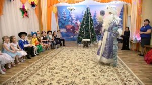 Новогодний утренник (1) г. Курган. Двухкамерная съемка (4K). Видеооператор. Видеосъемка Курган.