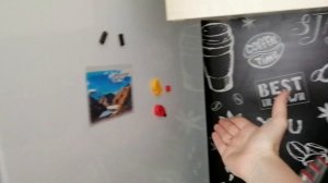 Как правильно перевозить холодильник в машине при переезде: лежа на боку или стоя?