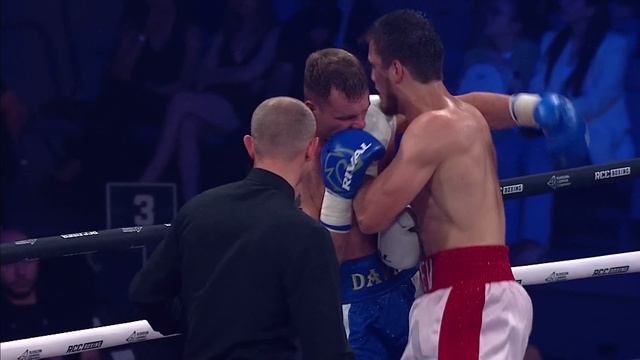 Чемпион мира Шарабутдин Атаев vs Давид Гладун. RCC Boxing Promotions смотреть онлайн
