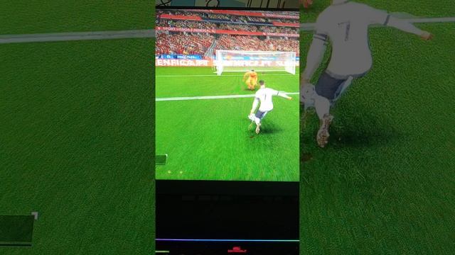 я играю в фифа 25