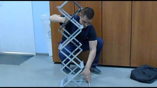 Сборка мобильной буклетницы Zig Zag Bag. megadisplay.ru смотреть онлайн