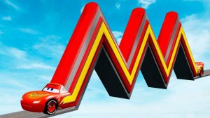 ТАЧКИ ДЛИННЫЙ МОЛНИЯ МАККУИН ПРОХОДИТ ПОЛОСУ ПРЕПЯДСТВИЙ