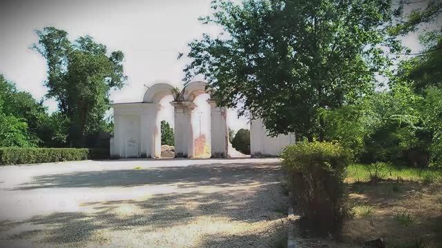 Реконструкция в Приморском парке продолжается смотреть онлайн