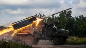 Один залп — минус укрытие! Лучшее видео из зоны СВО