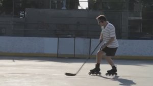 Тренировки с шайбой на роликах: улучшаем навыки - Bill Stoppard #сезонконтентаRUTUBE