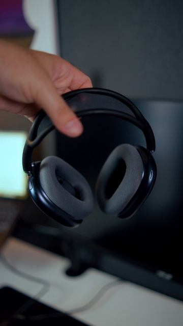 Клон AirPods Max смотреть онлайн